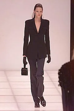 Look 10